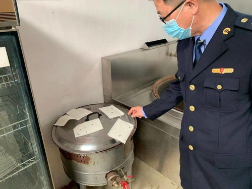 突击检查涟水这两家学校食堂 查出的问题有...